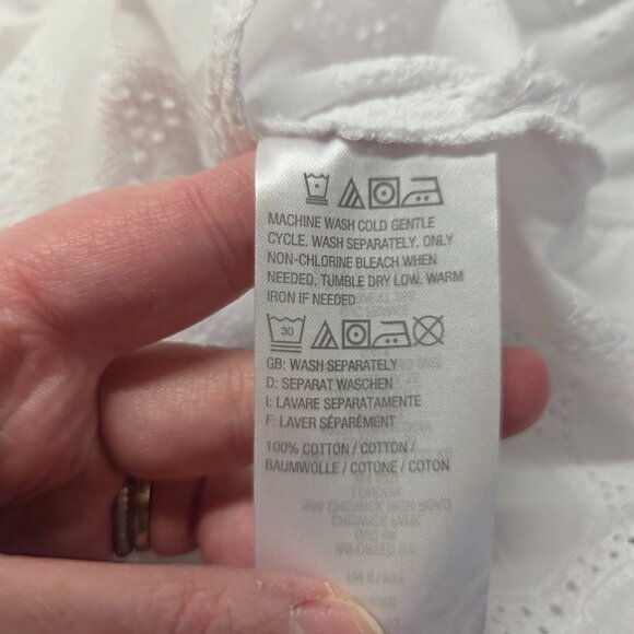 Isaac Mizrahi Size 8 White Scalloped 3/4 Semi Sheer Button Up Eyelet Blouse - Picture 12 of 12